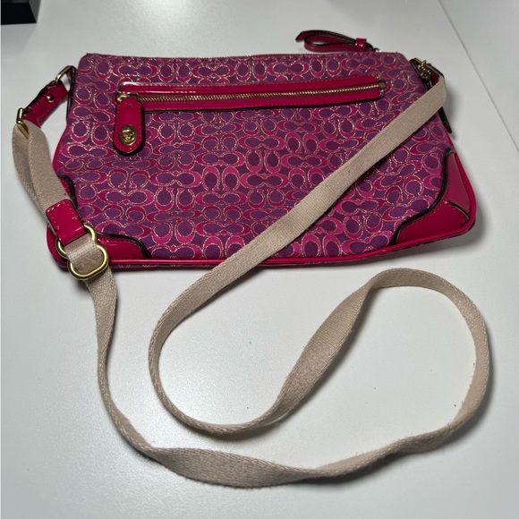 Coach Poppy Crossbody - Picture 4 of 4